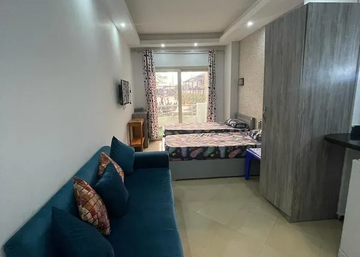 Cecelia Private Beachaccess For Families, Near Airport Apartment Hurghada