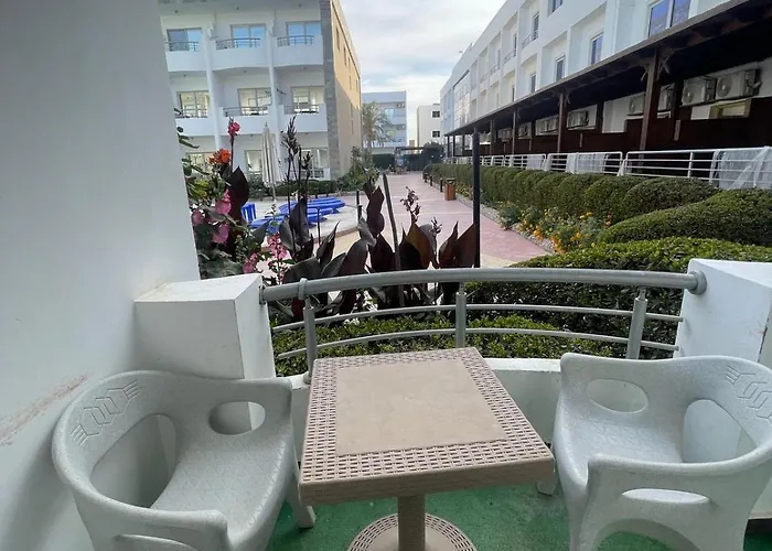 Apartment Cecelia Private Beachaccess For Families, Near Airport *