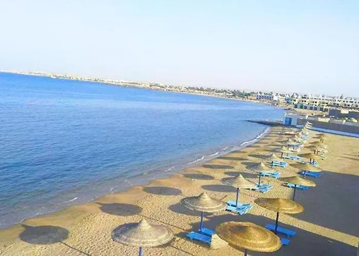 Cecelia Private Beachaccess For Families, Near Airport Apartment Hurghada