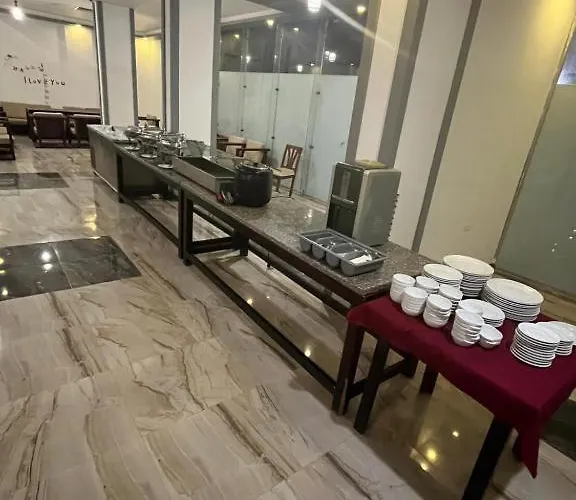 Cecelia Private Beachaccess For Families, Near Airport Apartment Hurghada