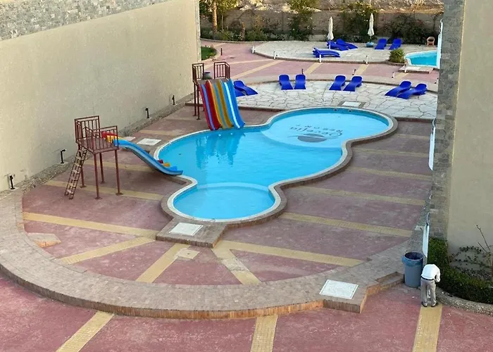 Cecelia Private Beachaccess For Families, Near Airport Apartment *