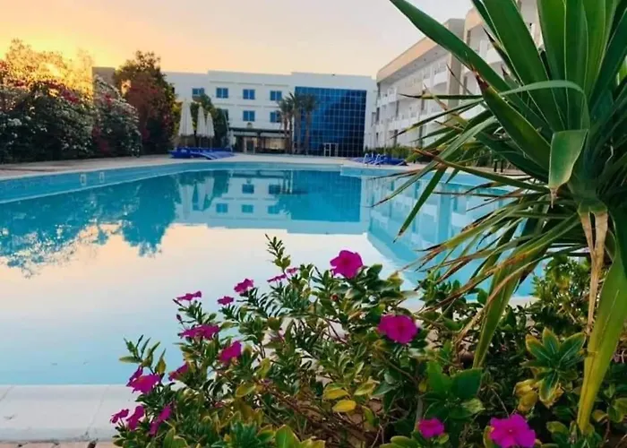 Cecelia Private Beachaccess For Families, Near Airport Apartment Hurghada